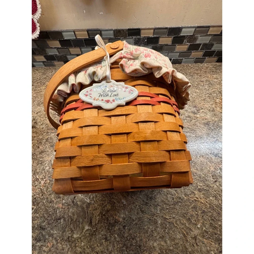 Longaberger 2001 Handwoven Basket with Lid Floral Liner and To Mom With Love Tag